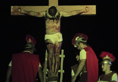 Teatro da Paixão de Cristo terá encenação gratuita na Sexta-feira Santa em Campinas