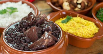 Feijoada ganha protagonismo no inverno e reforça tradição da culinária brasileira no Le Porquet, em Campinas Feijoada ganha protagonismo no inverno e reforça tradição da culinária brasileira no Le Porquet, em Campinas