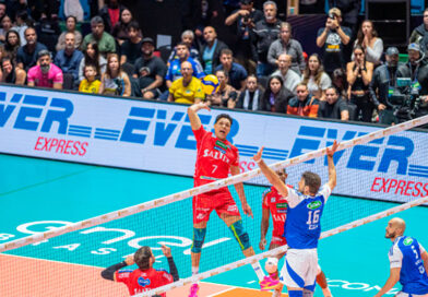 Vôlei Renata fica com o vice-campeonato, mas temporada é marcada por grandes feitos