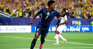 Brasil vence Haiti, assume a liderança e ganha confiança na Copa do Mundo Brasil vence Haiti, assume a liderança e ganha confiança na Copa do Mundo