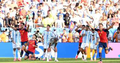 Espanha anula a Argentina, decide na prorrogação e conquista o bicampeonato do mundo Espanha anula a Argentina, decide na prorrogação e conquista o bicampeonato do mundo