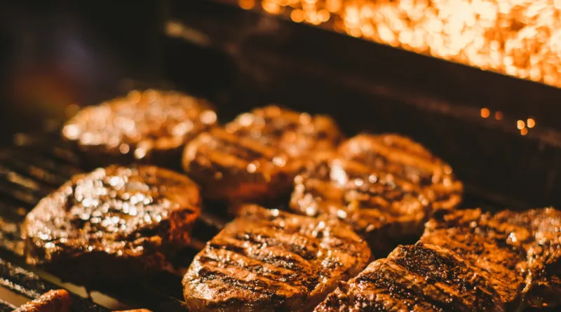 Fogo volta ao centro da gastronomia e reforça tradição da parrilla