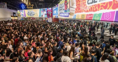 Público visita a Bienal Internacional do Livro de São Paulo