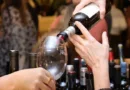 Vinho, amigos e boas conversas: evento celebra o prazer de estar junto