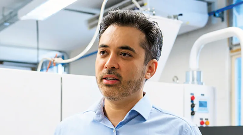Kaio Niitsu Campo, pesquisador da Unicamp envolvido no desenvolvimento da tecnologia para implantes de titânio